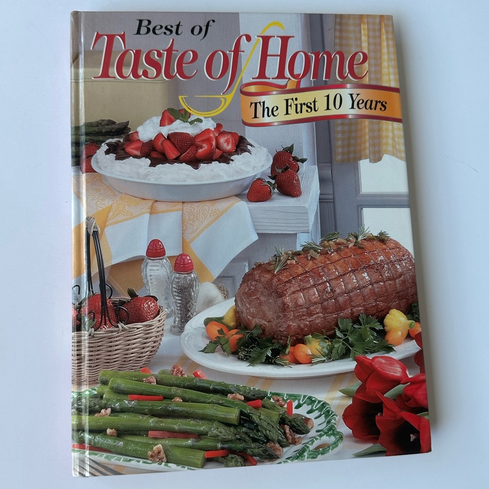 Vintage Best of Taste of Home Cookbook - The First 10 Years - holiday gift